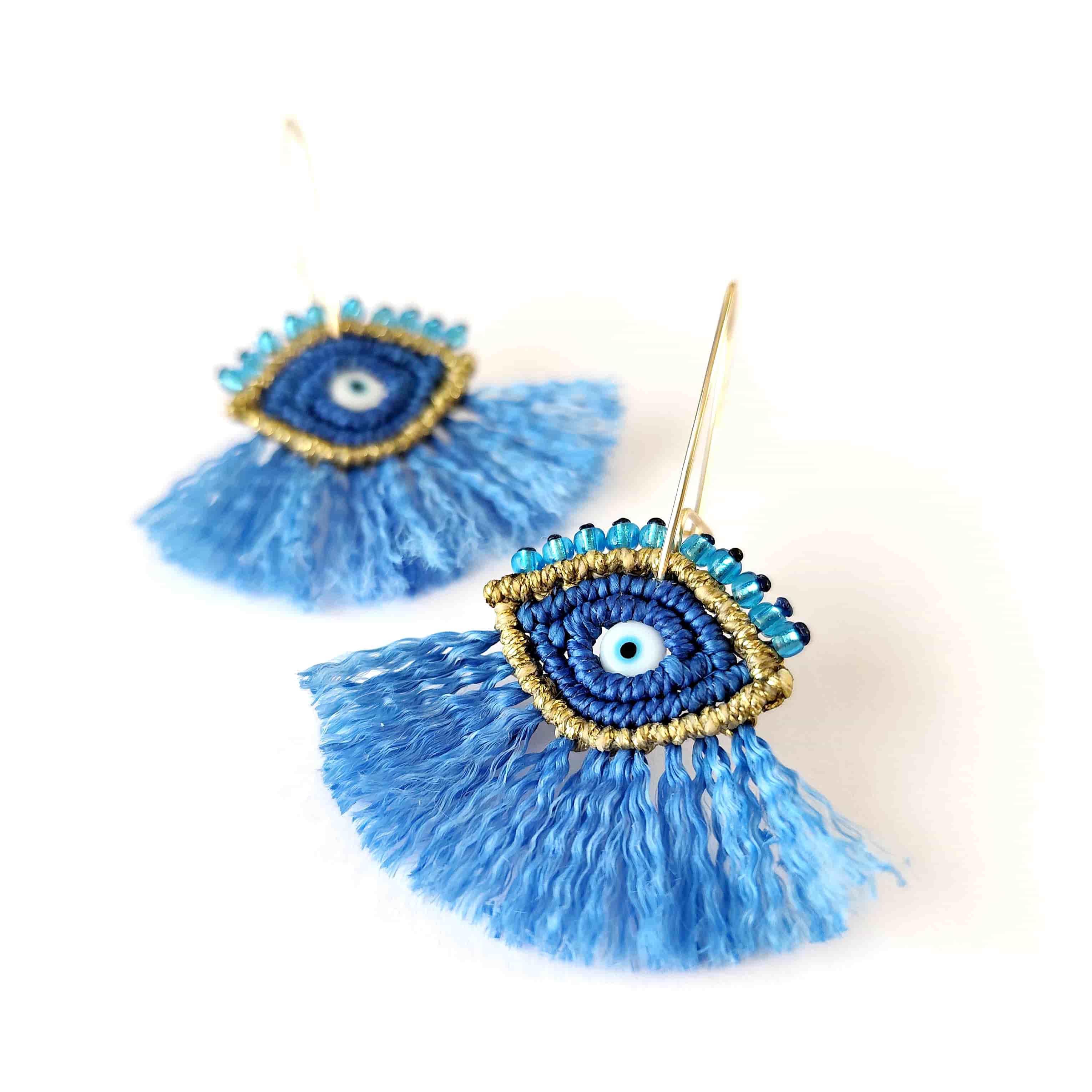 Aros Ojo Turco con Flecos – Topacio Macramé