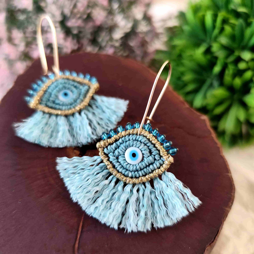 Aros Ojo Turco con Flecos – Topacio Macramé