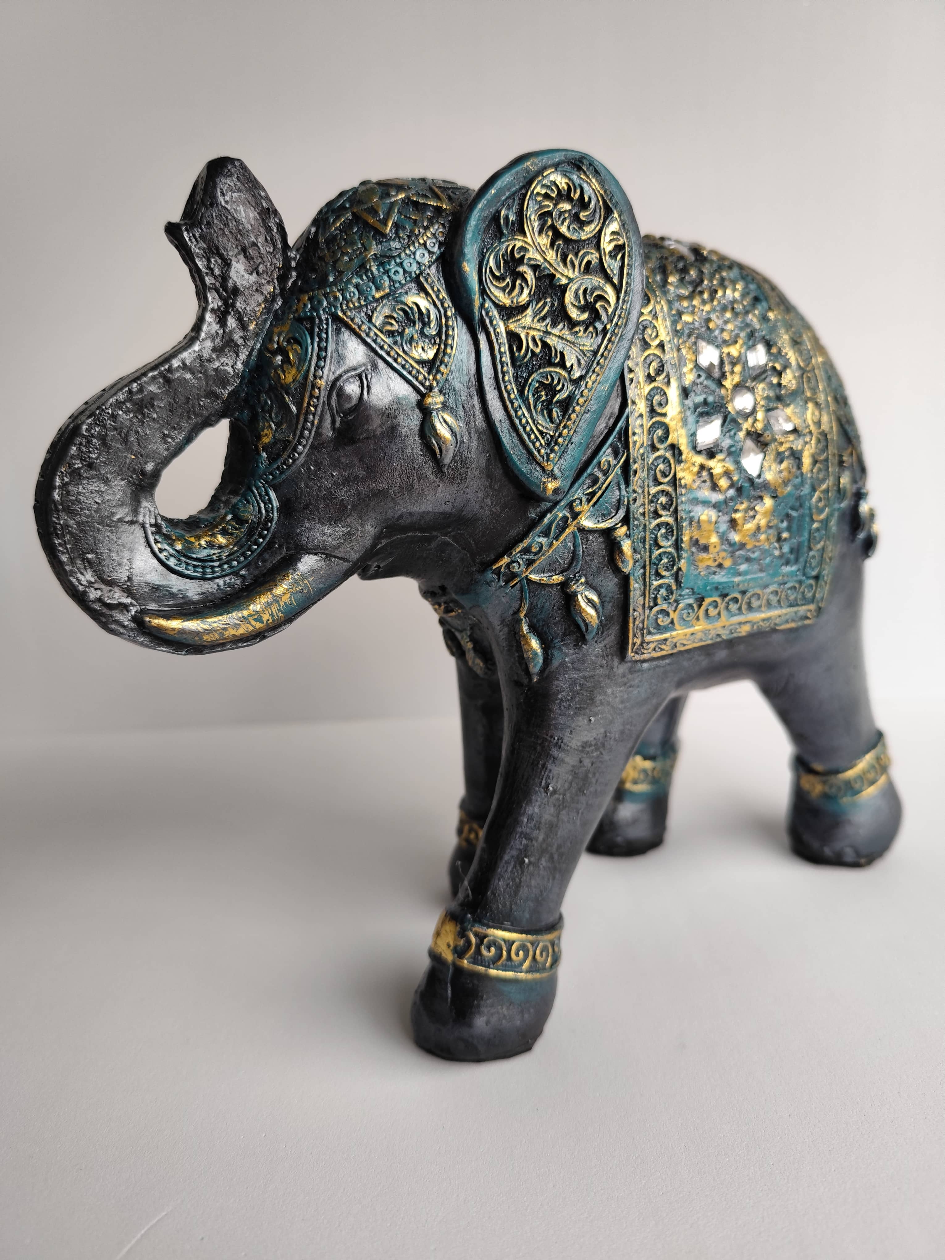 Elefante Grande Yeso Pintado a Mano - Artesanías Mariel