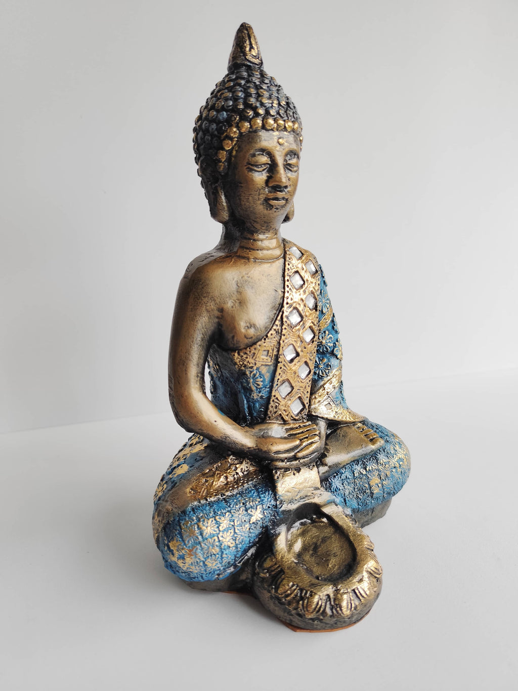 Buda Azul Medio Loto Yeso Pintado a Mano - Artesanías Mariel