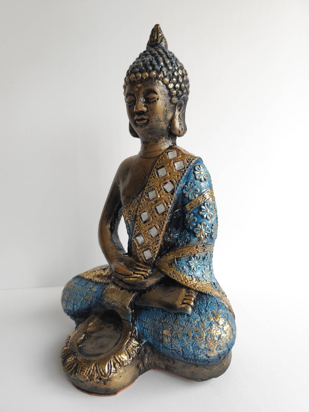 Buda Azul Medio Loto Yeso Pintado a Mano - Artesanías Mariel