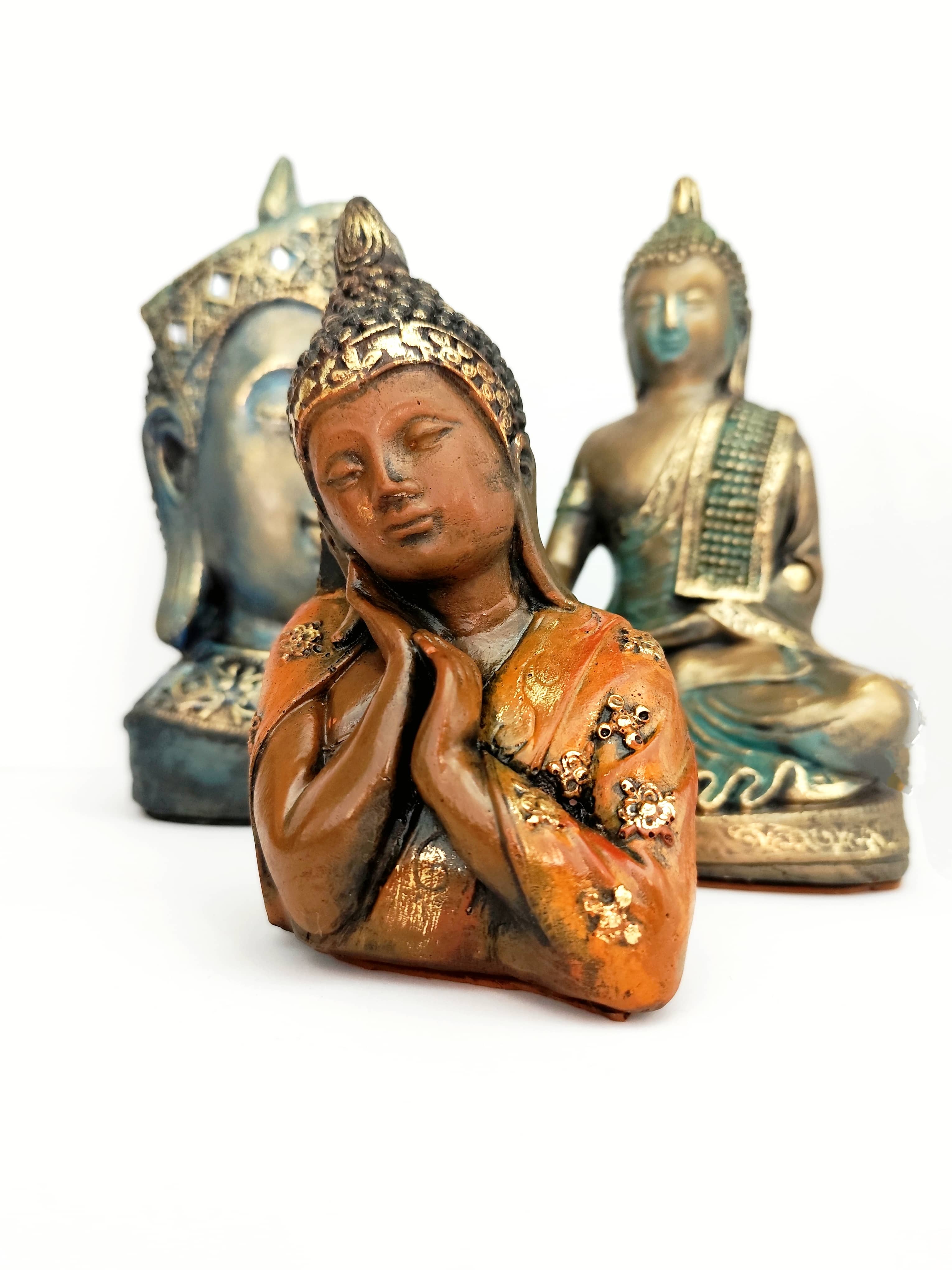 Buda Anaranjado Yeso Pintado a Mano - Artesanías Mariel