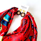 Pañoleta Roja Insectos y Aves  90x90 - Buenkarma.cl