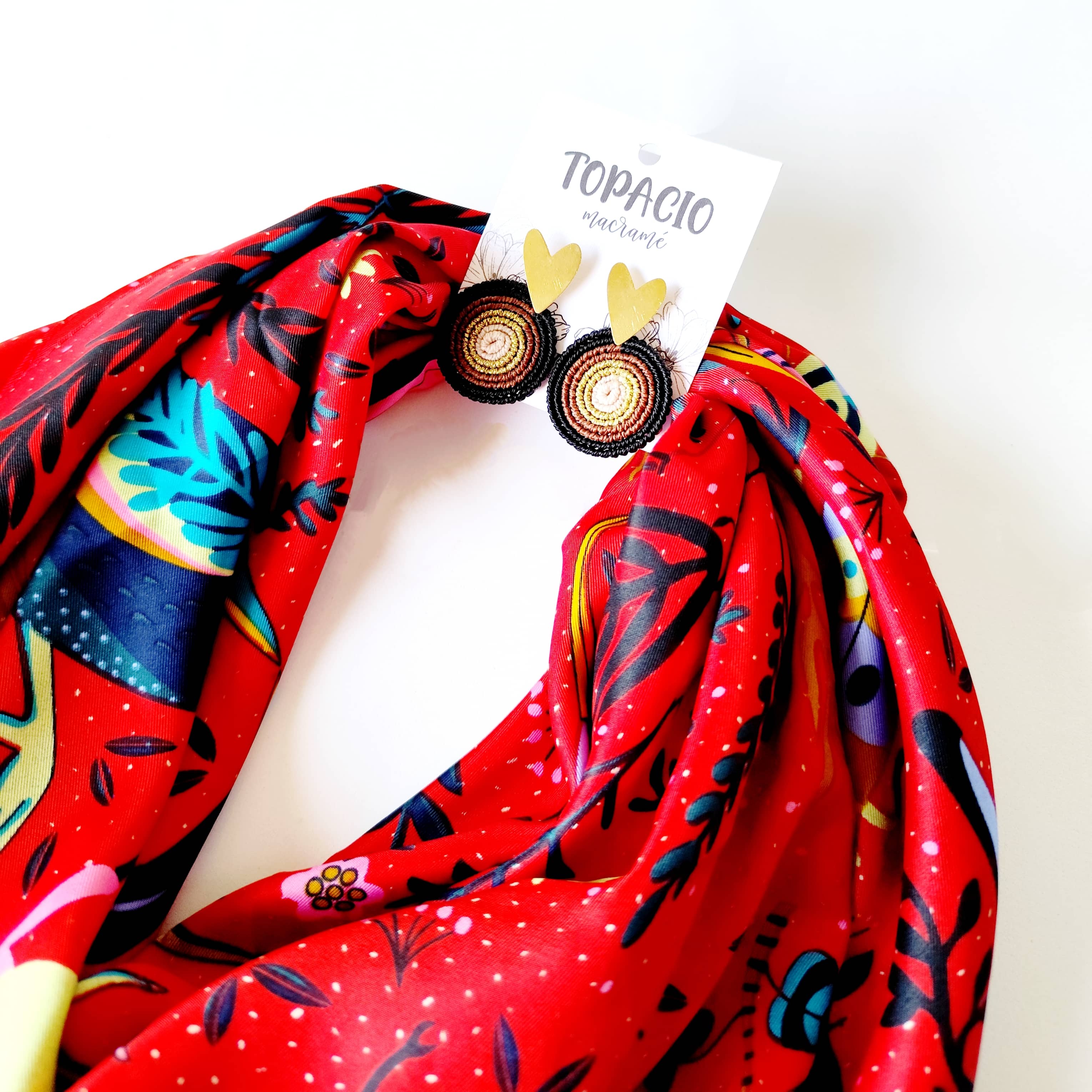 Pañoleta Roja Insectos y Aves  90x90 - Buenkarma.cl