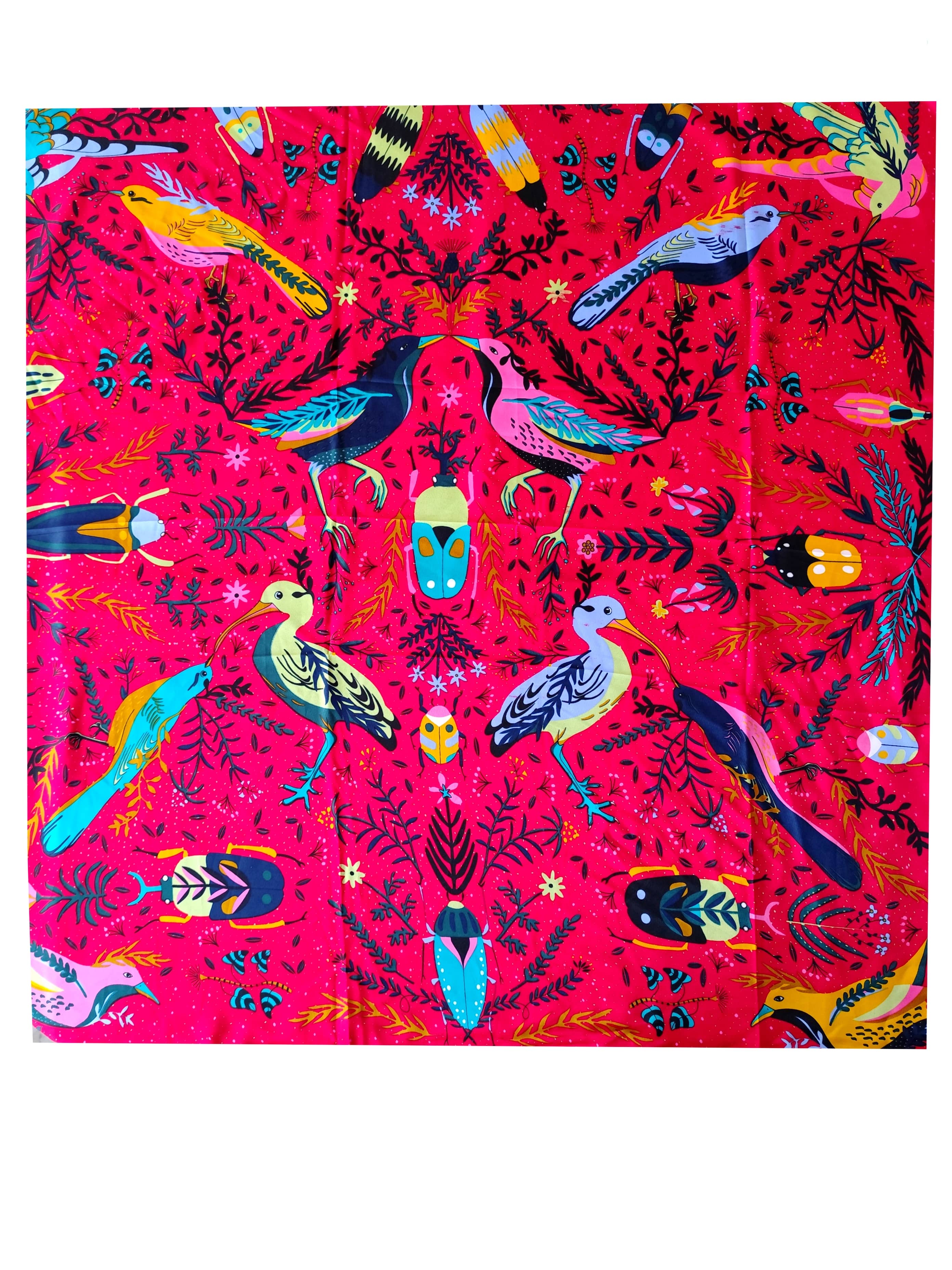 Pañoleta Roja Insectos y Aves  90x90 - Buenkarma.cl