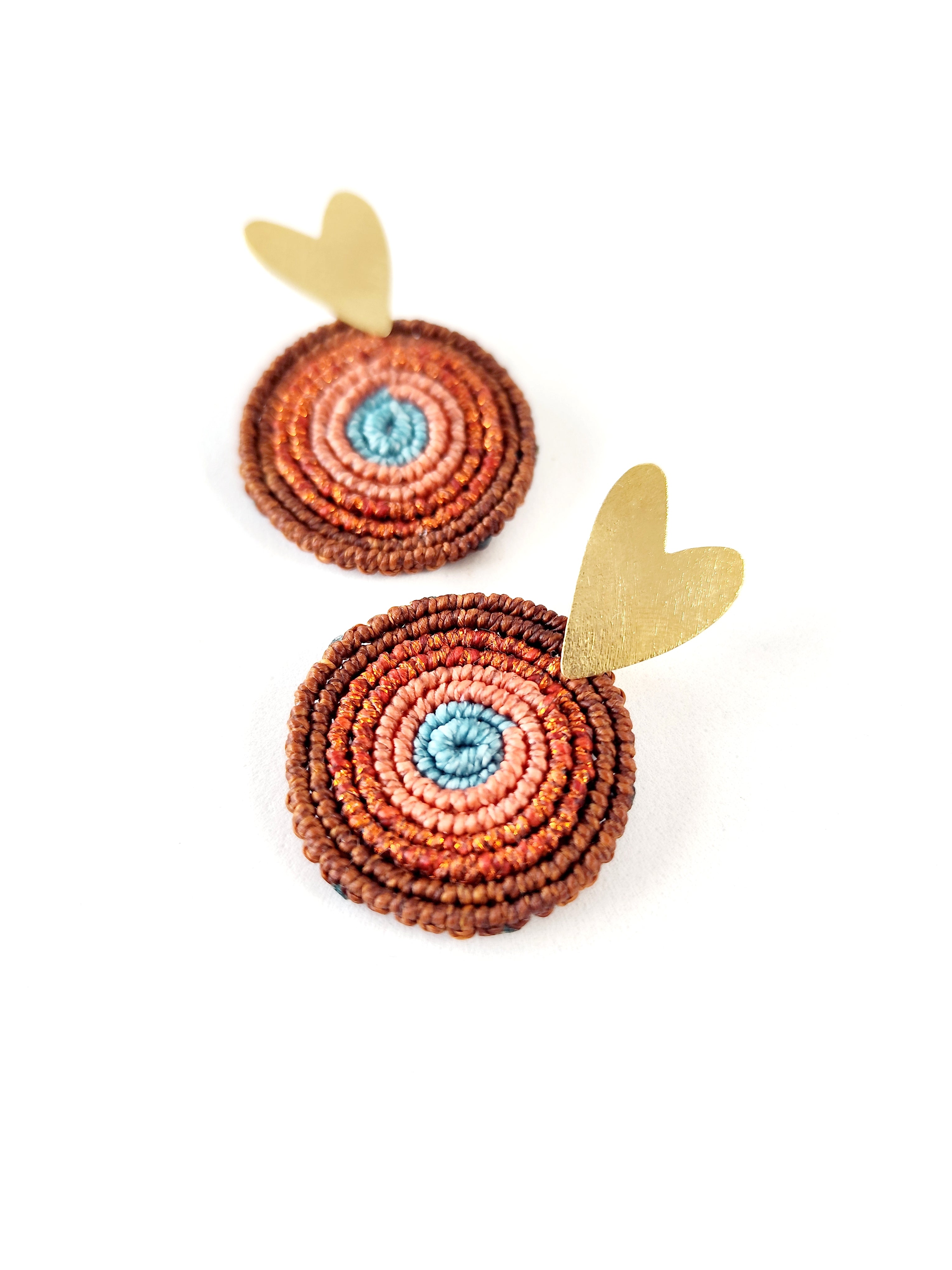 Aros Encantos de Amor Café – Topacio Macramé