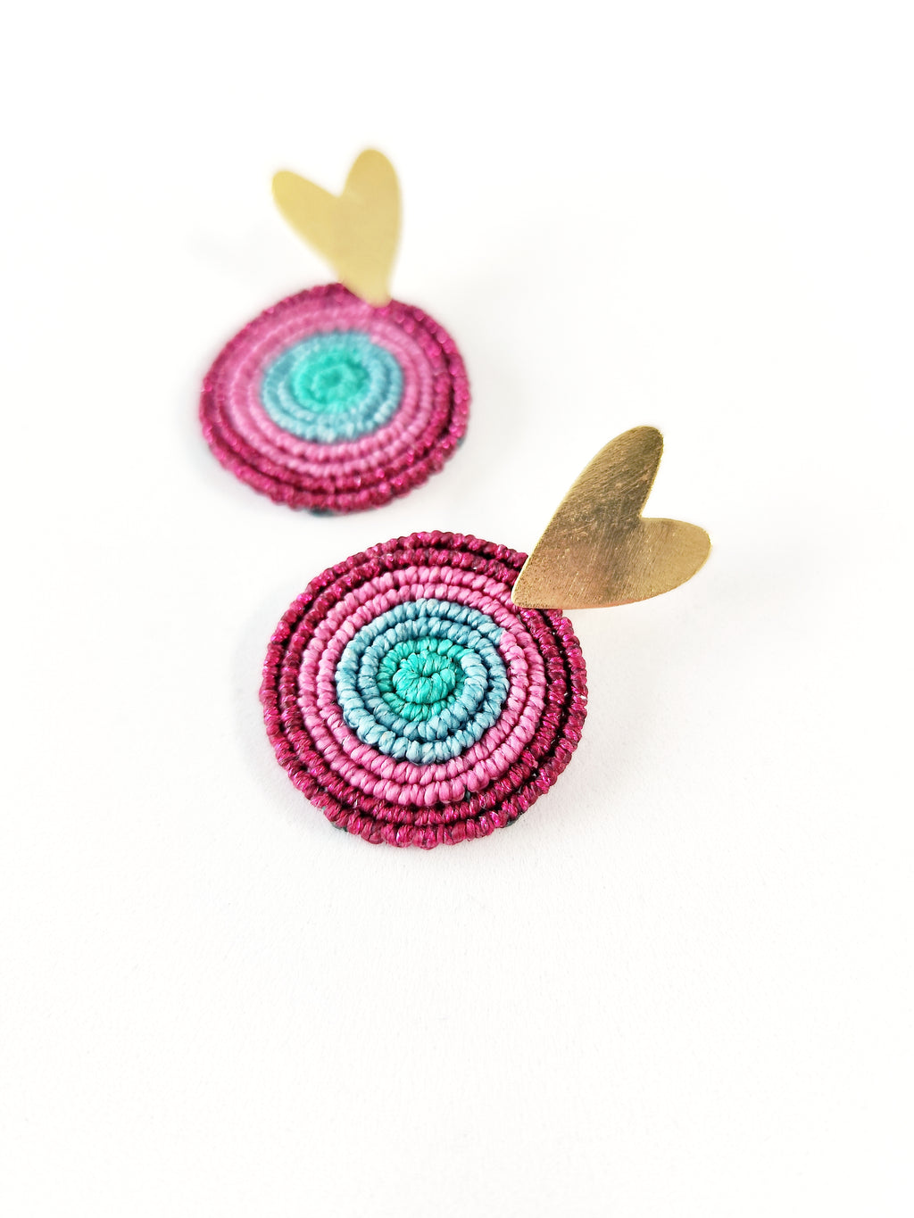 Aros Encantos de Amor Rosa – Topacio Macramé