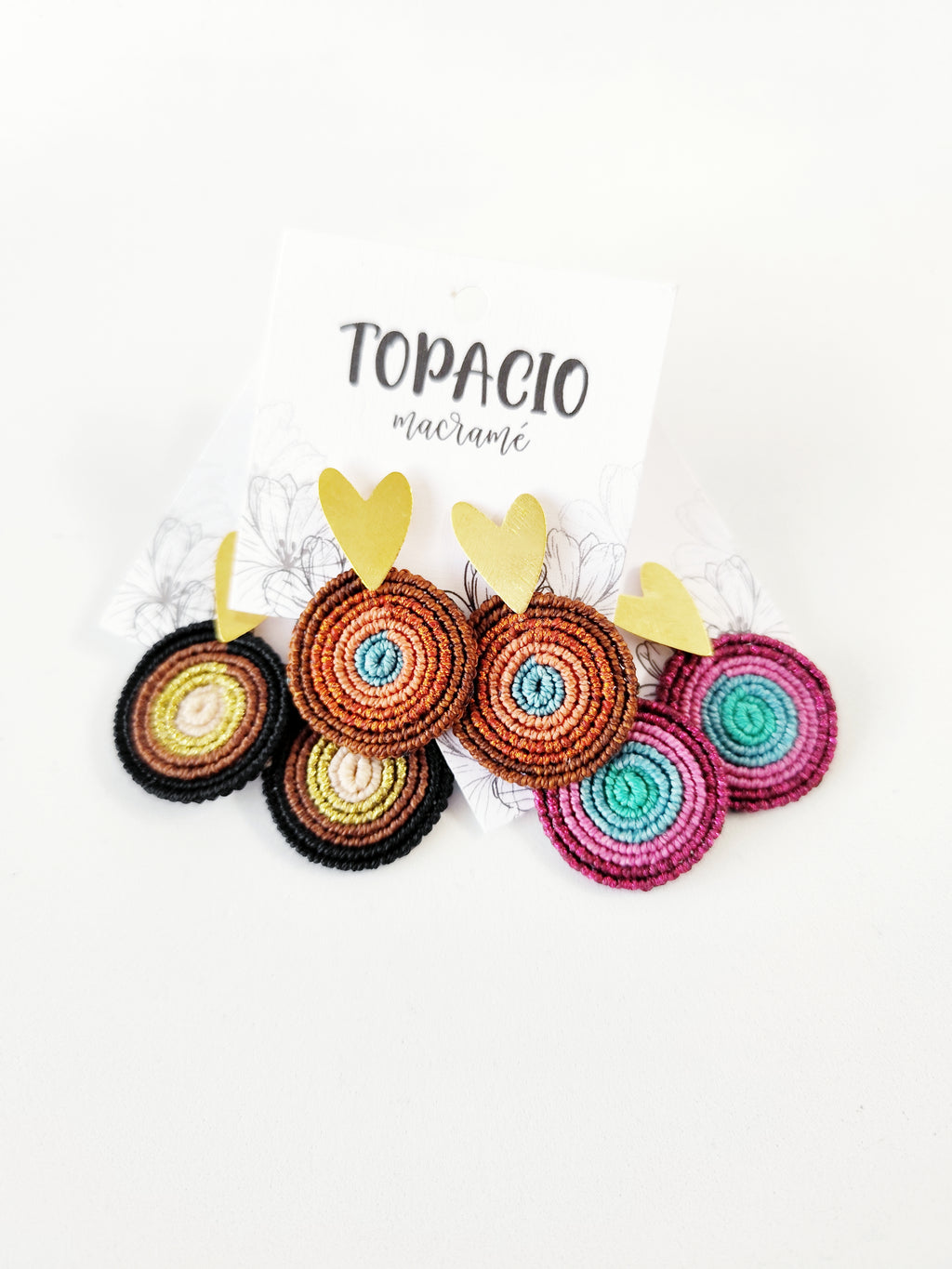 Aros Encantos de Amor Rosa – Topacio Macramé