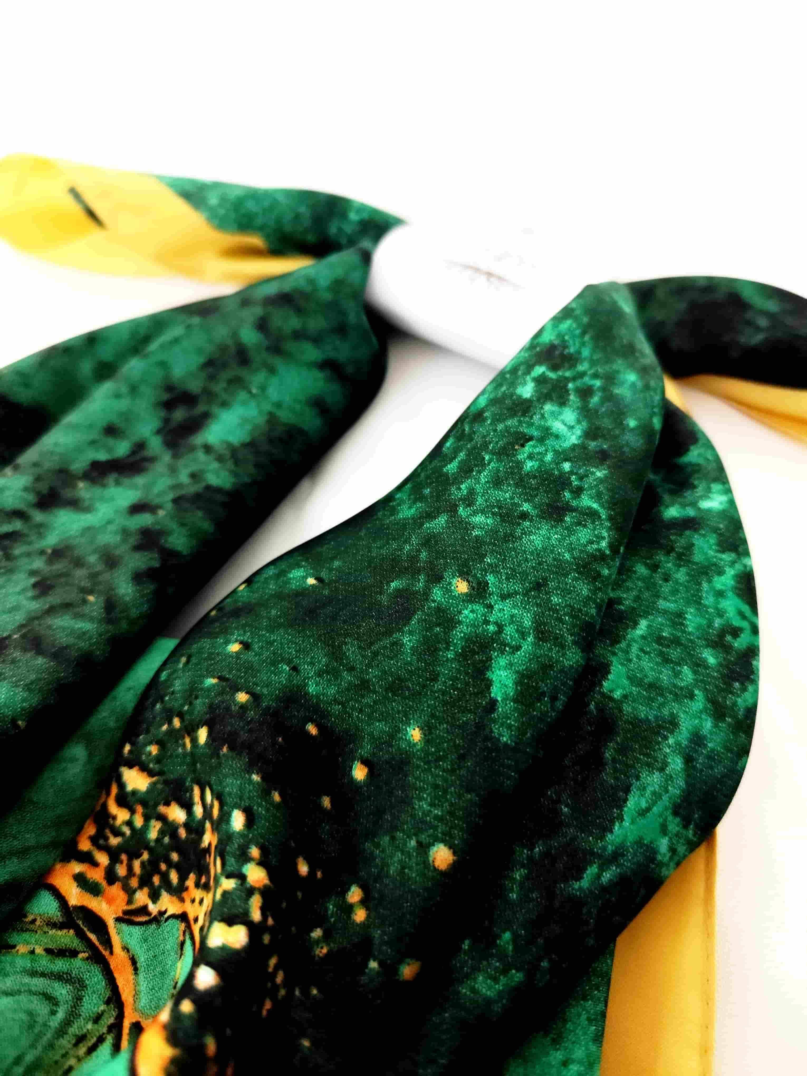 Pañoleta Mármol 70x70 - Buenkarma.cl