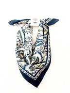 Pañoleta Boho Flores 70x70 - Buenkarma.cl