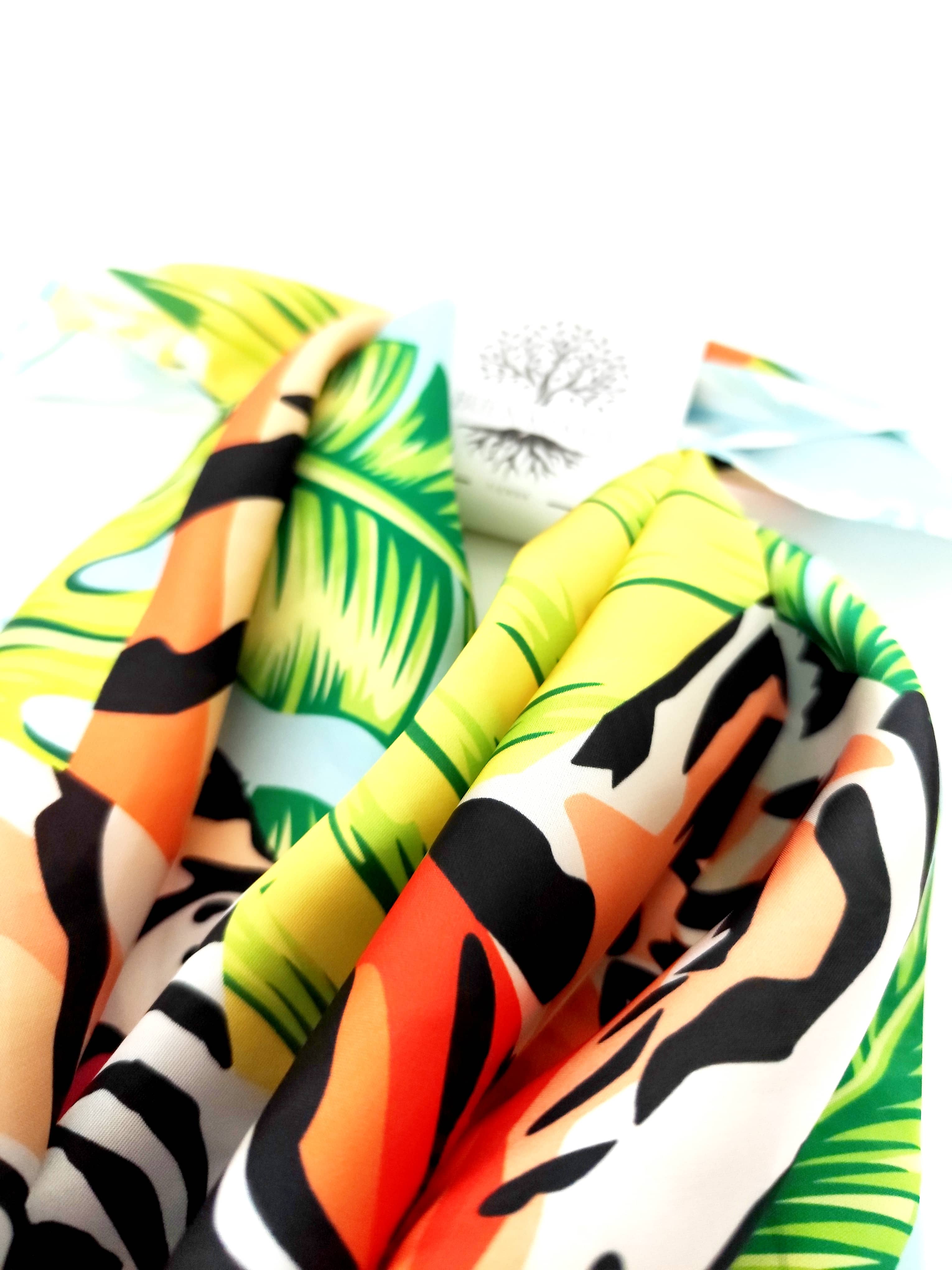 Pañoleta Selva 70x70 - Buenkarma.cl