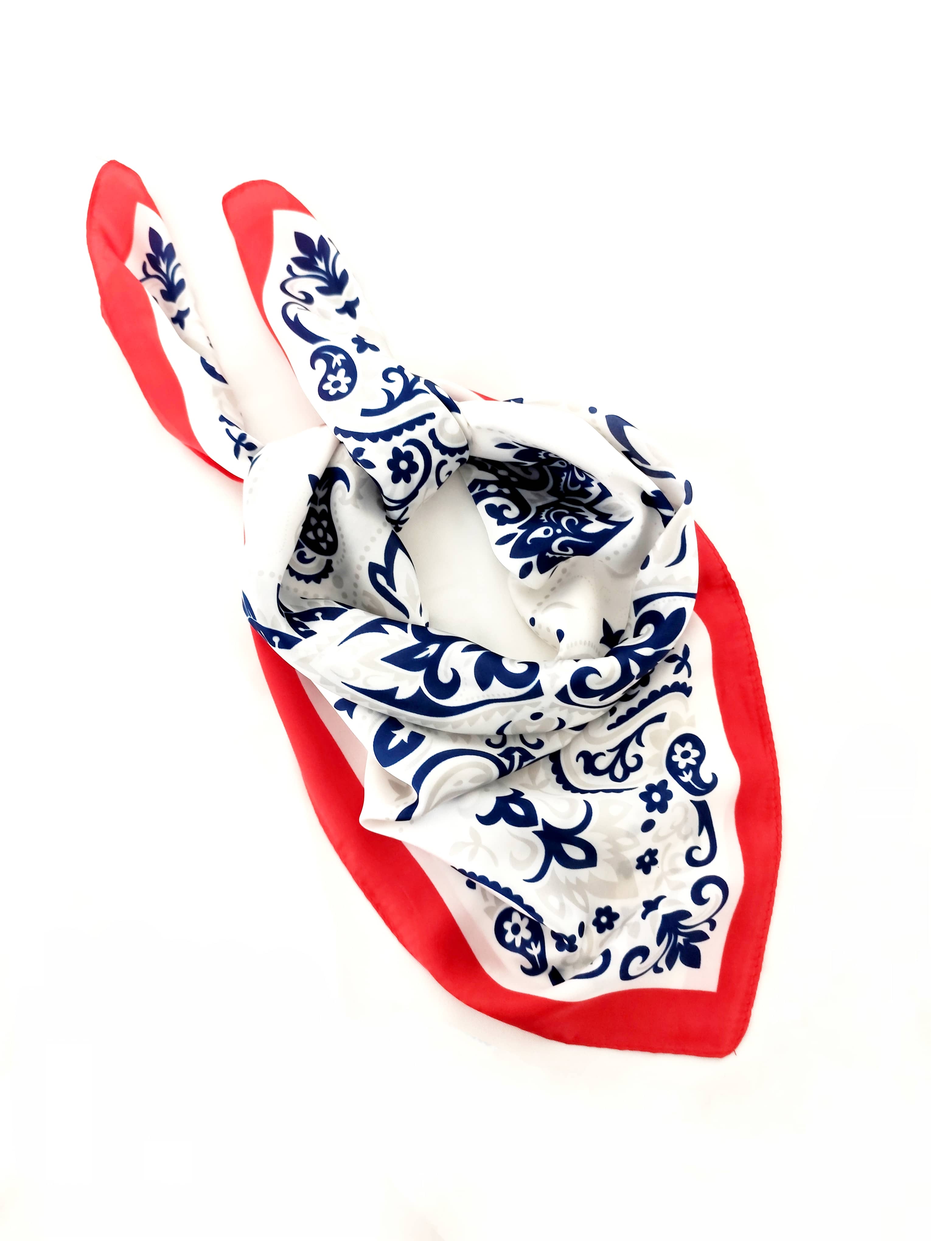 Pañoleta Estilo Boho 70x70 - Buenkarma.cl