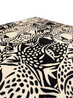 Pañoleta Jaguar Beige 70x70 - Buenkarma.cl