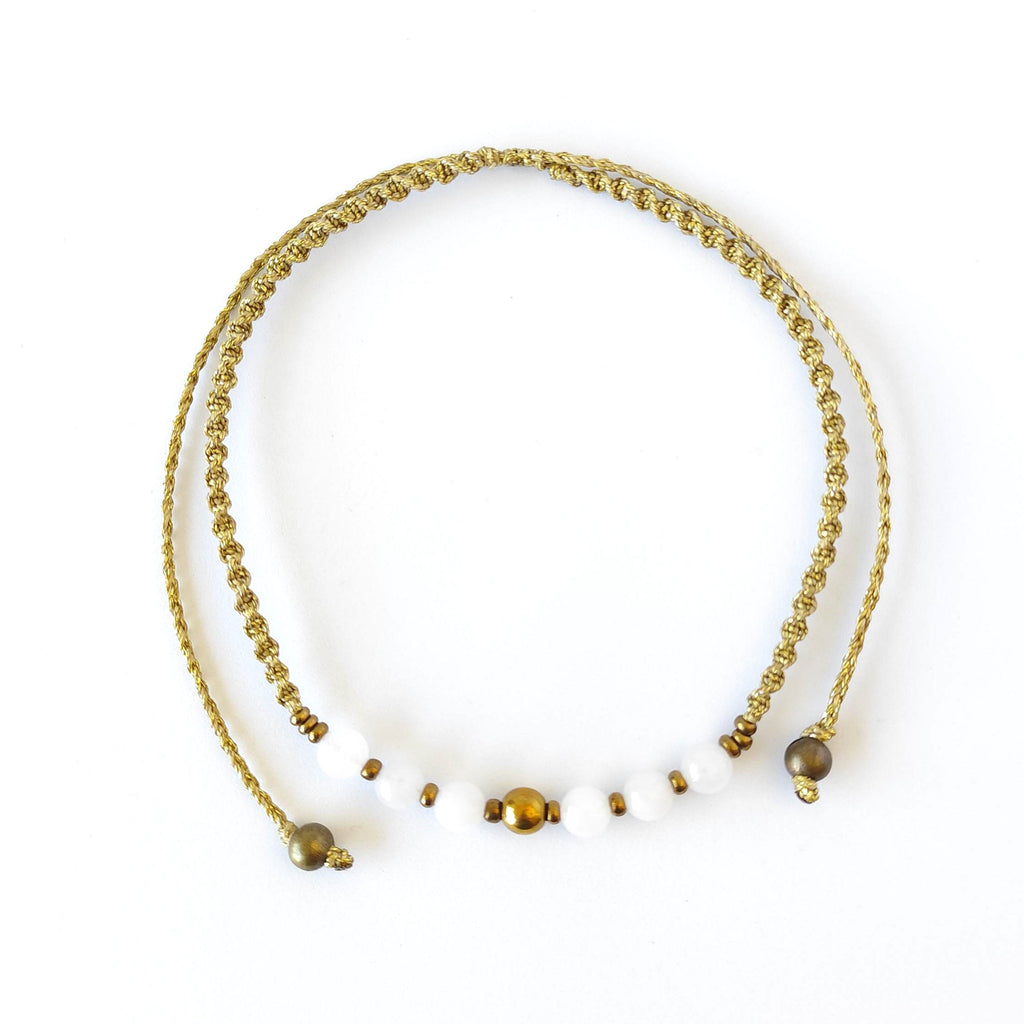 Collar Sentir de Cuarzo Blanco y Hematita – Topacio Macramé