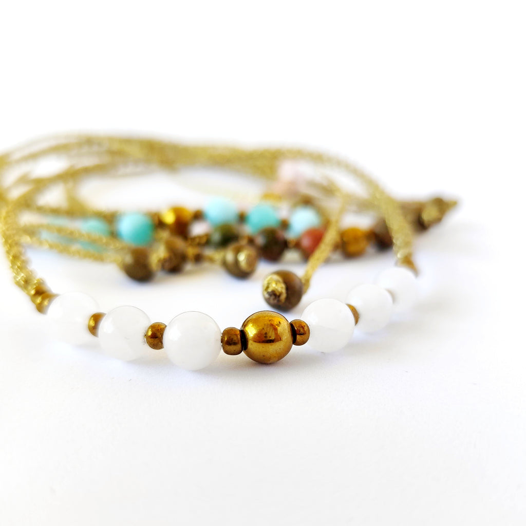 Collar Sentir de Amazonita y Hematita – Topacio Macramé