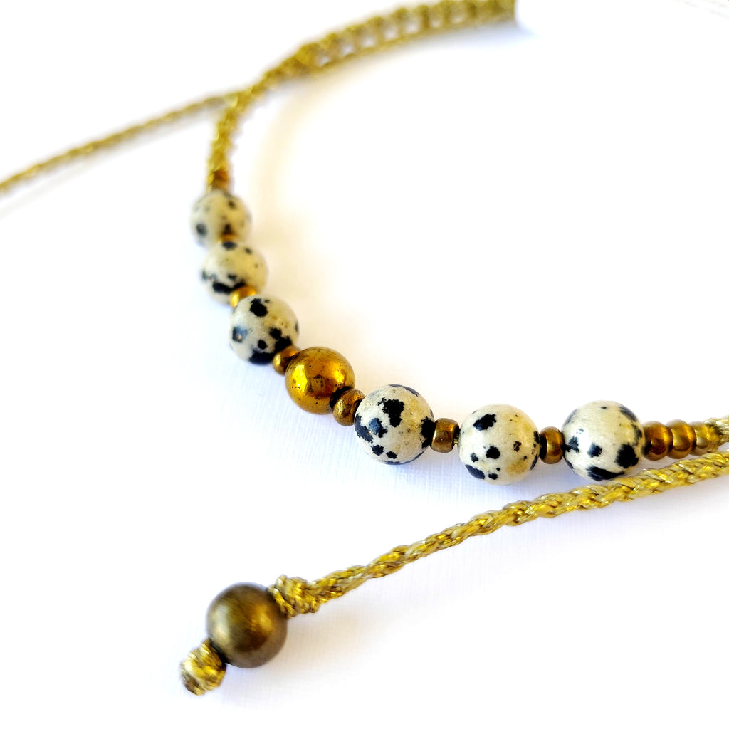 Collar Sentir de Jaspe Dalmata y Hematita – Topacio Macramé